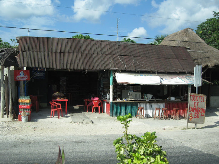 Passing through small villages on the way to Chichen Itza