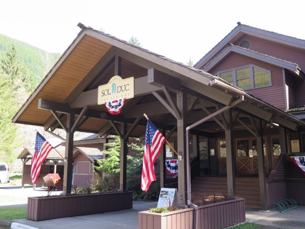 Sol Duc's main resort lodge