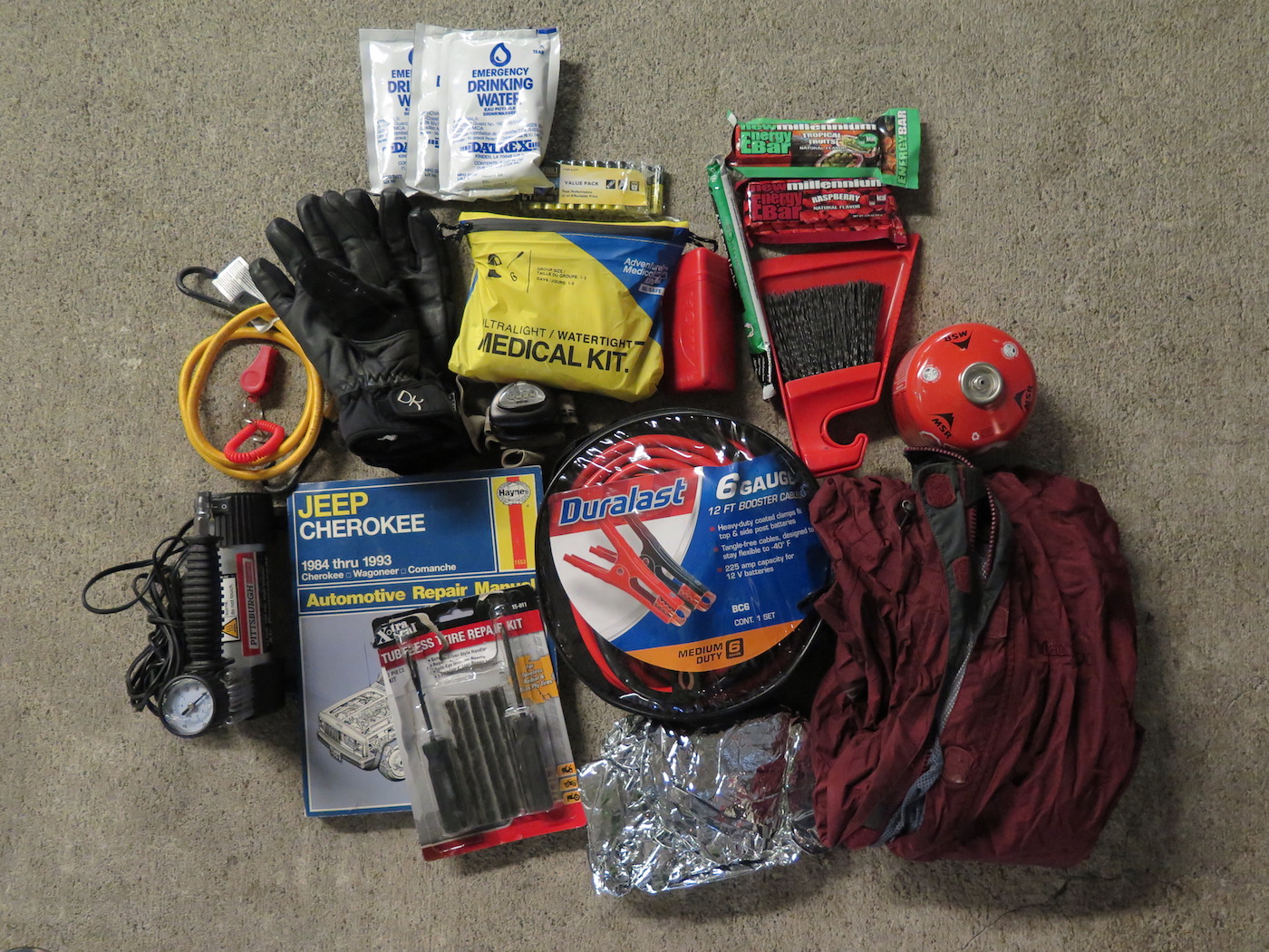 What needs to go in your car emergency kit