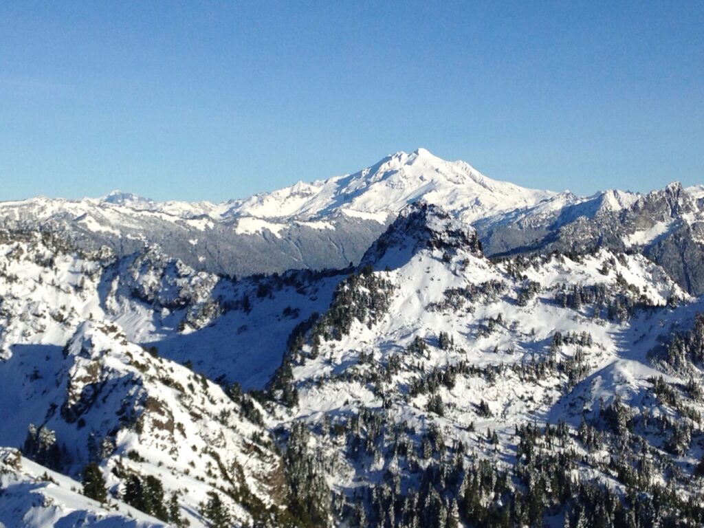 Glacier Peak from the summit of Dickerman, wowza. I love hiking up north where I can get seldom seen views of this gorgeous mountain.